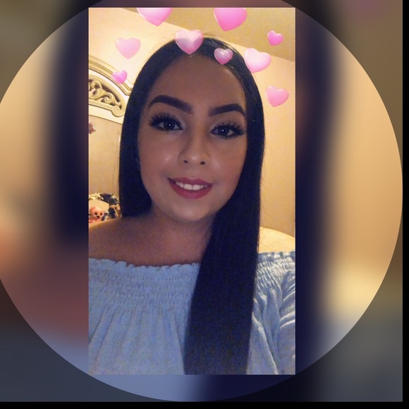 Meet your Posher, Yazmin - Picture 1 of 1